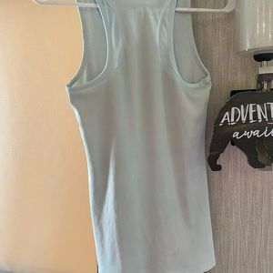 Under Armor HEATGEAR tank